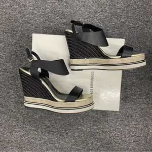 Nicholas Kirkwood US size 8 black with gold trim platform wedge espadrilles.